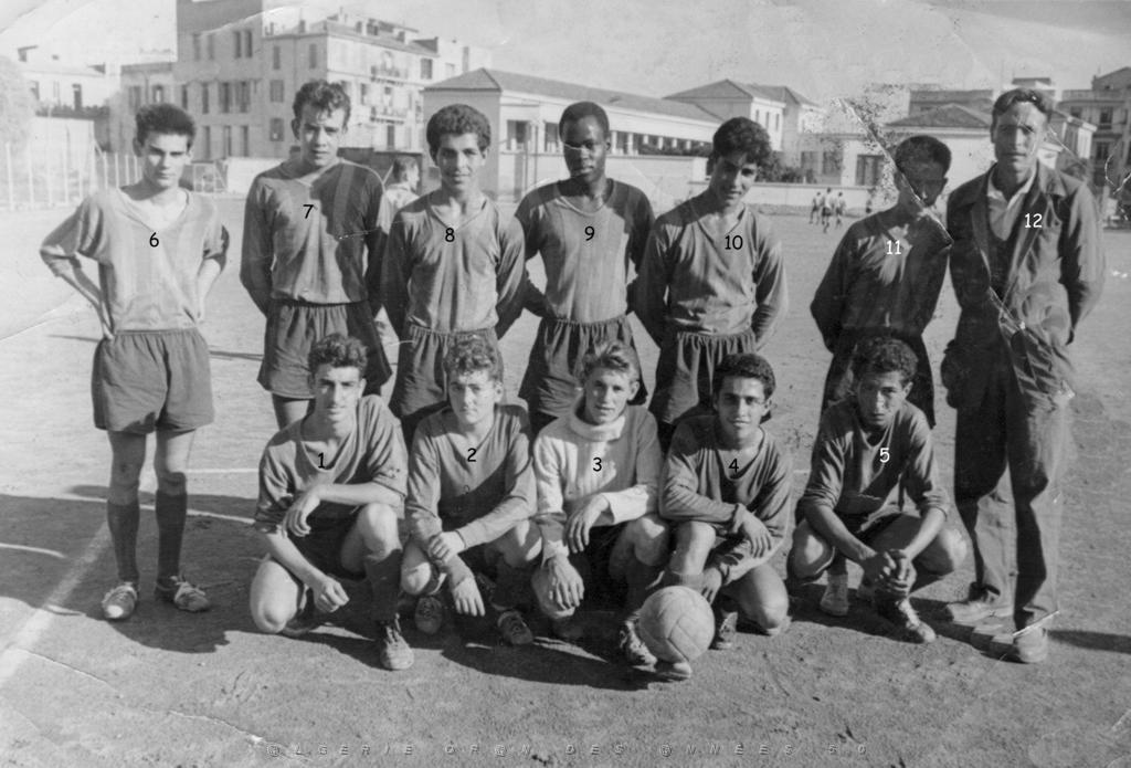 FOOT FCO CADET OU JUNIOR 19XX.JPG